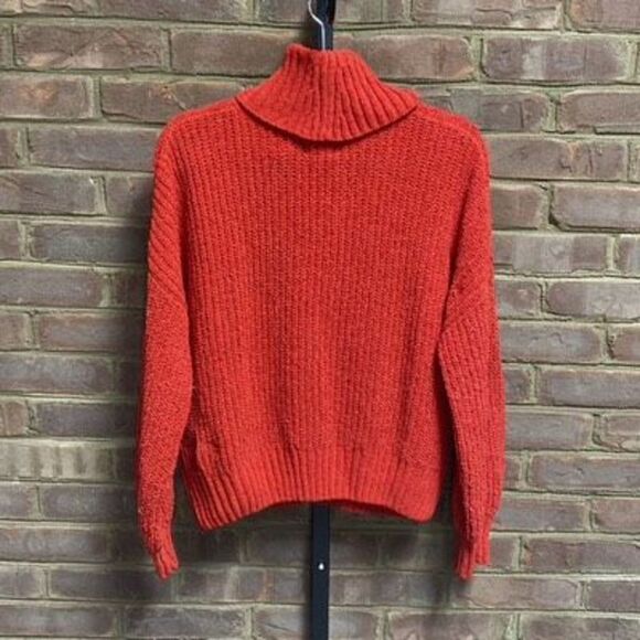 Hippie Rose Red Turtleneck Sweater Size Large - Picture 3 of 6